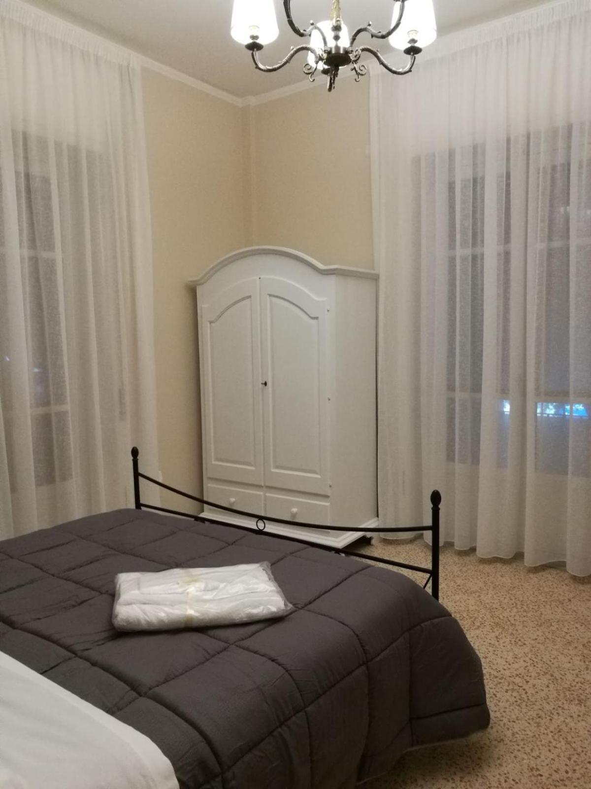Salerno Centraal Apartment Extérieur photo