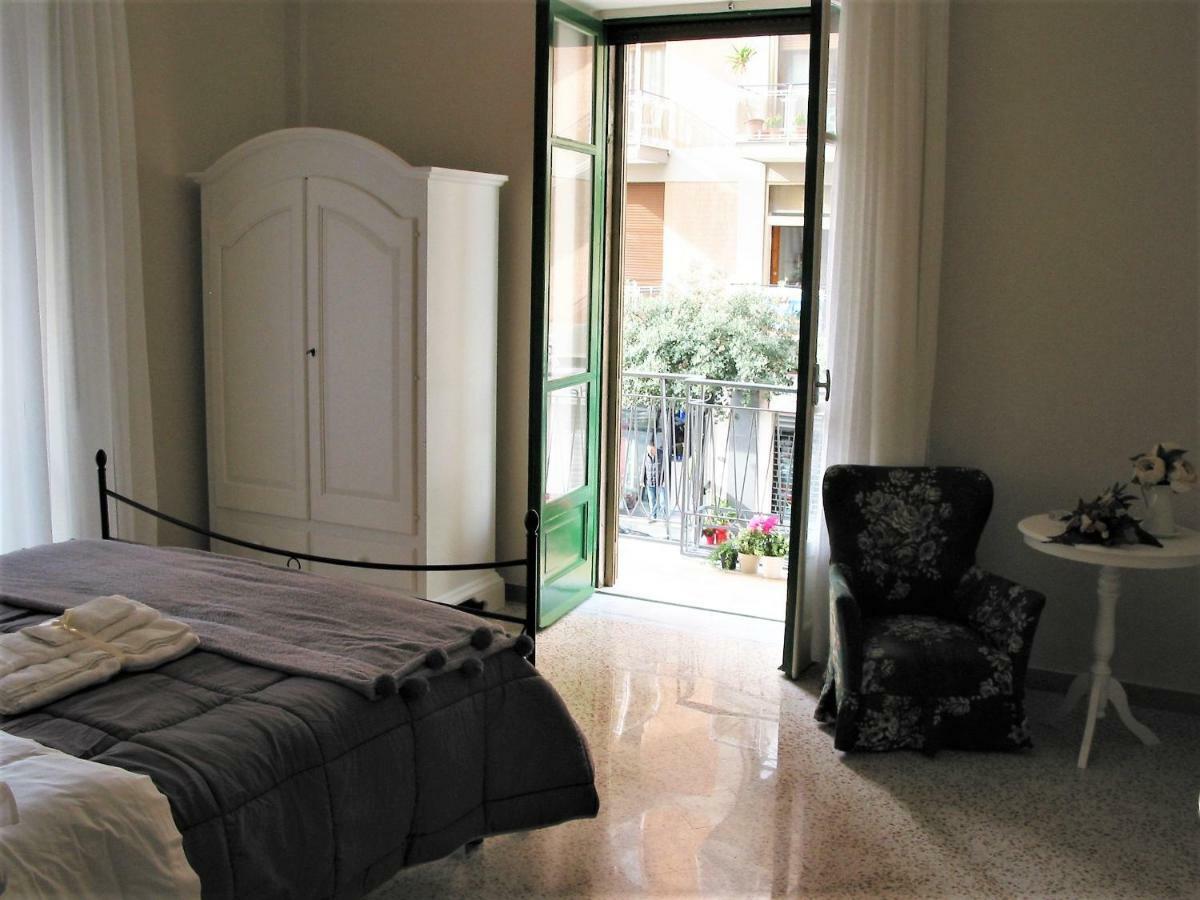 Salerno Centraal Apartment Extérieur photo