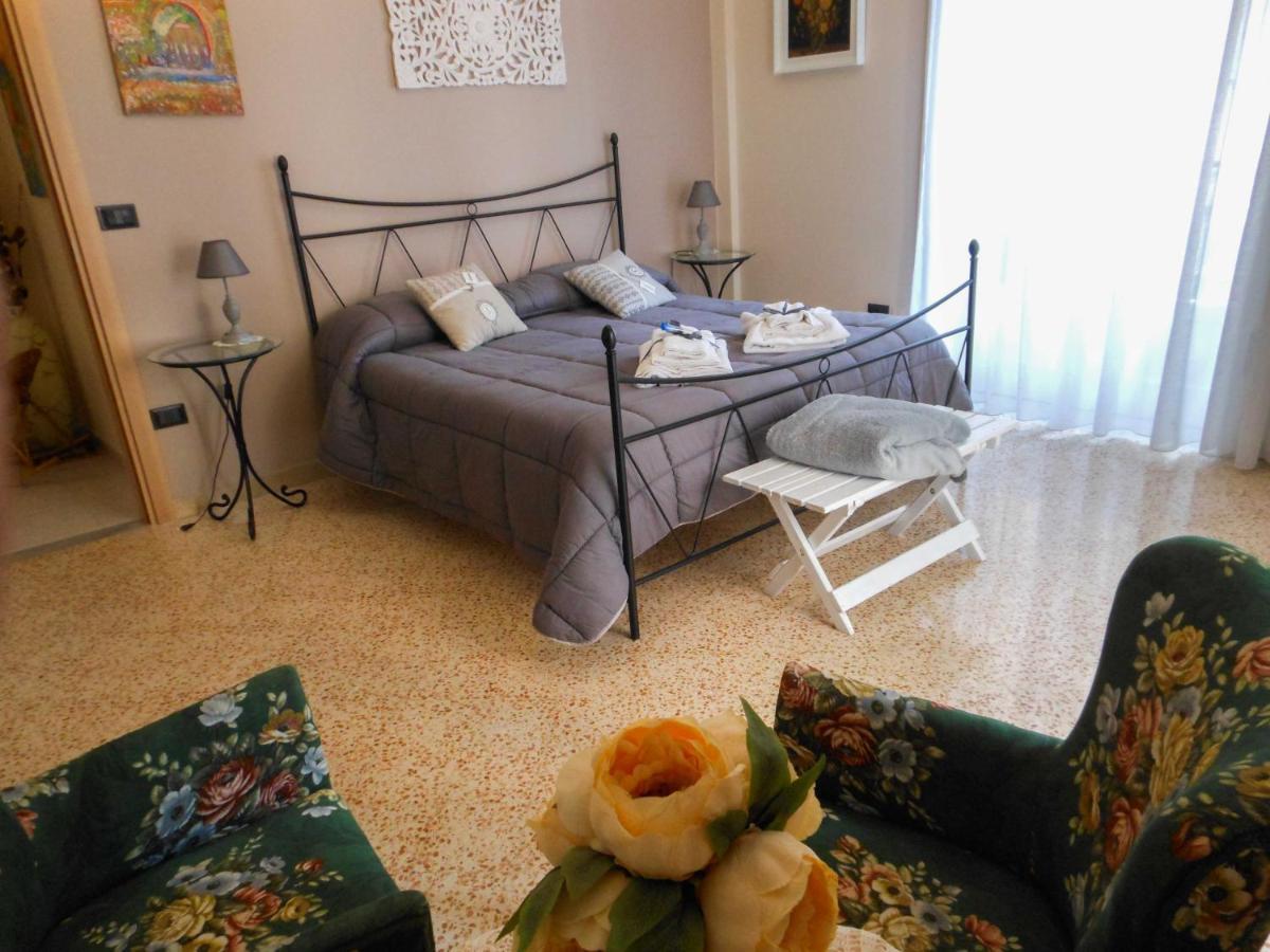 Salerno Centraal Apartment Extérieur photo